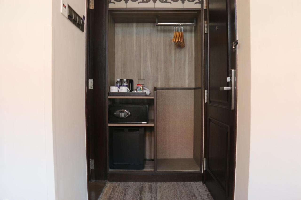 Aqueen Prestige Hotel Lavender 新加坡 外观 照片