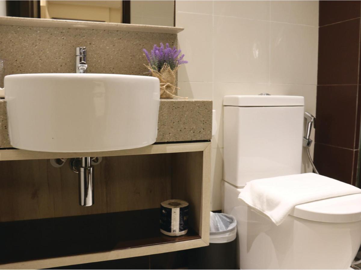 Aqueen Prestige Hotel Lavender 新加坡 外观 照片