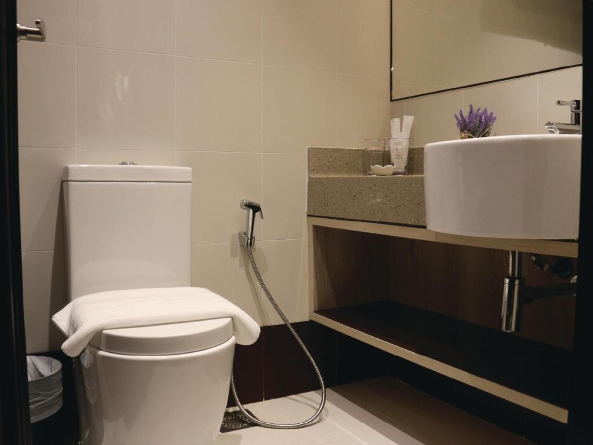 Aqueen Prestige Hotel Lavender 新加坡 外观 照片